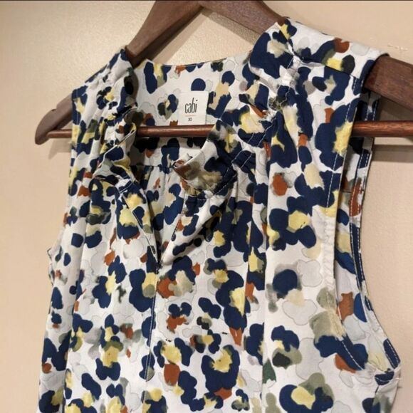 CAbi Seeing Spots Sleeveless Tank Blouse, Womens Size XS - Picture 3 of 11